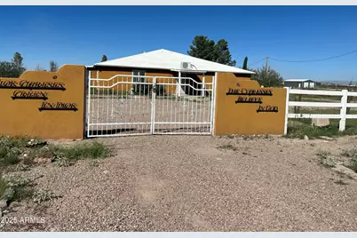 4250 W Jefferson Road, Elfrida, AZ 85610 - Photo 1