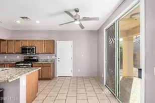 3911 E Pollack St, Phoenix, AZ 85042 - Photo 14