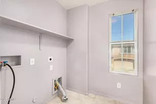 3911 E Pollack St, Phoenix, AZ 85042 - Photo 34