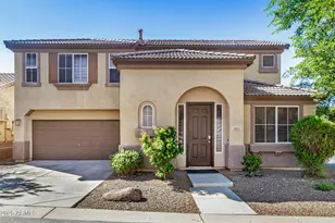 3911 E Pollack St, Phoenix, AZ 85042 - Photo 2