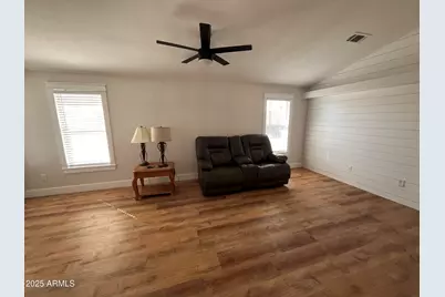 10960 N 67th Avenue #118, Glendale, AZ 85304 - Photo 8