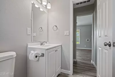 1940 W Amelia Avenue #1940, Phoenix, AZ 85015 - Photo 10