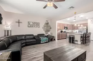 40967 W Bedford Dr, Maricopa, AZ 85138 - Photo 10