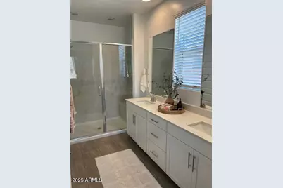 11242 W Luxton Lane, Tolleson, AZ 85353 - Photo 10