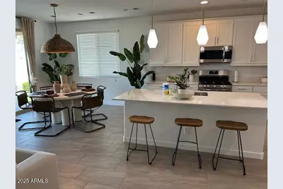 11242 W Luxton Lane, Tolleson, AZ 85353 - Photo 2