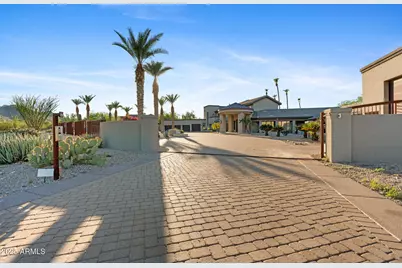 3850 E Sahuaro Boulevard, Phoenix, AZ 85028 - Photo 2
