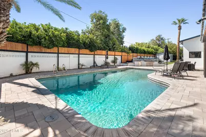 6715 E Montecito Avenue, Scottsdale, AZ 85251 - Photo 16