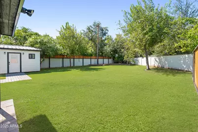 6715 E Montecito Avenue, Scottsdale, AZ 85251 - Photo 20