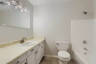 3741 W Davidson Ln, Phoenix, AZ 85051 - Photo 10