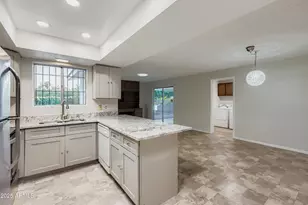 3741 W Davidson Ln, Phoenix, AZ 85051 - Photo 4