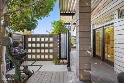 8614 E Berridge Lane, Scottsdale, AZ 85250 - Photo 4