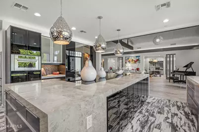 8614 E Berridge Lane, Scottsdale, AZ 85250 - Photo 14