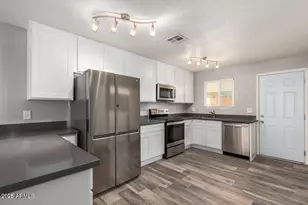 202 N 88th Pl, Mesa, AZ 85207 - Photo 1