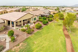 41710 W Harvest Moon Dr, Maricopa, AZ 85138 - Photo 36