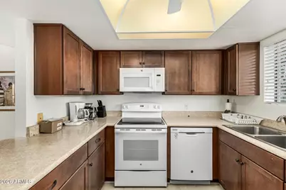 886 W Galveston Street #Unit 131, Chandler, AZ 85225 - Photo 16