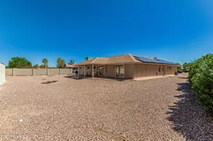 9870 W Comstock Ct, Sun City, AZ 85373 - Photo 32
