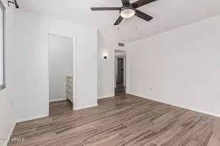 9870 W Comstock Ct, Sun City, AZ 85373 - Photo 24