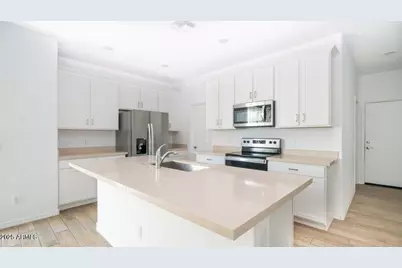 897 S 151st Lane, Goodyear, AZ 85338 - Photo 8