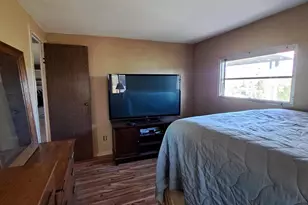 214 E Mary Lou Ct, Queen Valley, AZ 85118 - Photo 8