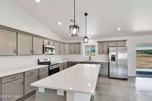 46210 N 36th Dr, New River, AZ 85087 - Photo 6