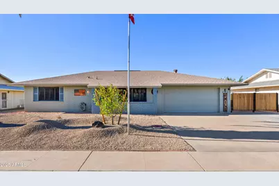 9535 W Willowbrook Drive, Sun City, AZ 85373 - Photo 2