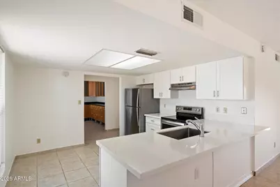 1425 W Sequoia Drive, Phoenix, AZ 85027 - Photo 4