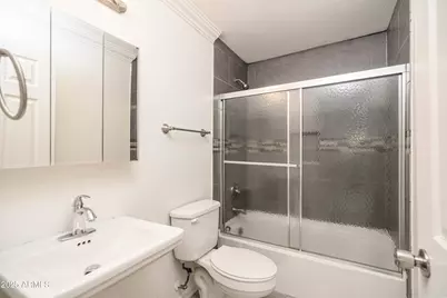 337 N 15th Avenue # A, Phoenix, AZ 85007 - Photo 8