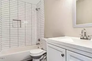 810 E Amelia Ave, Phoenix, AZ 85014 - Photo 8