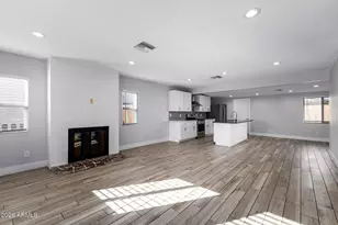 810 E Amelia Ave, Phoenix, AZ 85014 - Photo 2