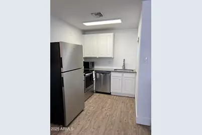 810 E Amelia Avenue, Phoenix, AZ 85014 - Photo 12