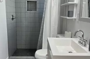 810 E Amelia Ave, Phoenix, AZ 85014 - Photo 14