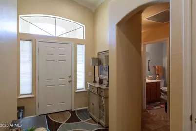 16550 W Desert Lane, Surprise, AZ 85388 - Photo 6