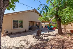 16550 W Desert Ln, Surprise, AZ 85388 - Photo 32