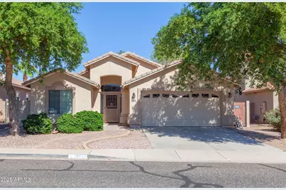 16550 W Desert Lane, Surprise, AZ 85388 - Photo 1