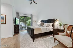 10118 E Cinnabar Ave, Scottsdale, AZ 85258 - Photo 14