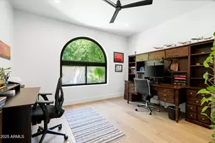 10118 E Cinnabar Ave, Scottsdale, AZ 85258 - Photo 18