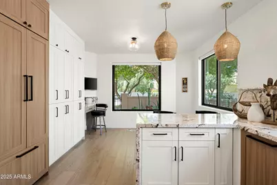 10118 E Cinnabar Avenue, Scottsdale, AZ 85258 - Photo 6