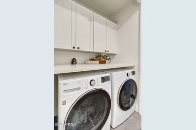 10118 E Cinnabar Avenue, Scottsdale, AZ 85258 - Photo 22