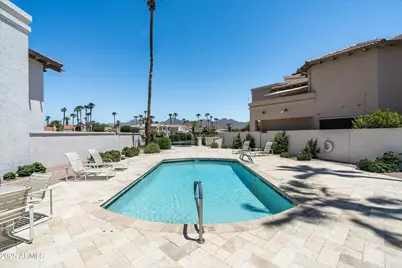 10118 E Cinnabar Avenue, Scottsdale, AZ 85258 - Photo 32