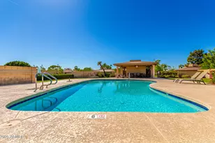 1012 E Wagon Wheel Dr, Phoenix, AZ 85020 - Photo 2