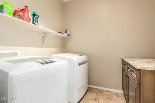 7277 W Honeysuckle Dr, Peoria, AZ 85383 - Photo 38