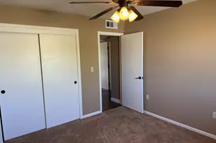 10035 W Riviera Dr, Sun City, AZ 85351 - Photo 12