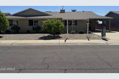 10035 W Riviera Drive, Sun City, AZ 85351 - Photo 2