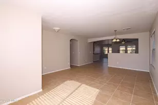 45654 W Keller Dr, Maricopa, AZ 85139 - Photo 10