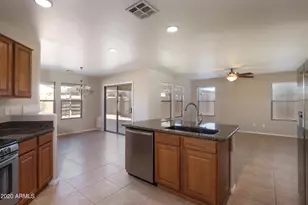 45654 W Keller Dr, Maricopa, AZ 85139 - Photo 16