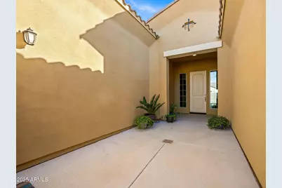 18191 W Desert Sage Drive, Goodyear, AZ 85338 - Photo 4