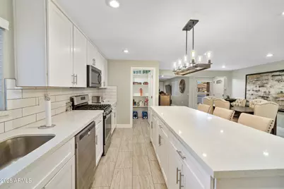 2709 E Clarendon Avenue, Phoenix, AZ 85016 - Photo 16