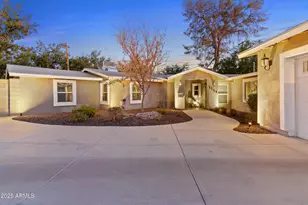 2709 E Clarendon Ave, Phoenix, AZ 85016 - Photo 32