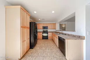 25025 W Dove Mesa Dr, Buckeye, AZ 85326 - Photo 12