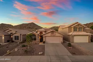 1922 E Siesta Ln, Phoenix, AZ 85024 - Photo 36